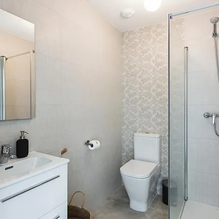 아파트 By Olala Homes *
