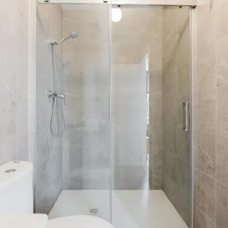아파트 By Olala Homes *