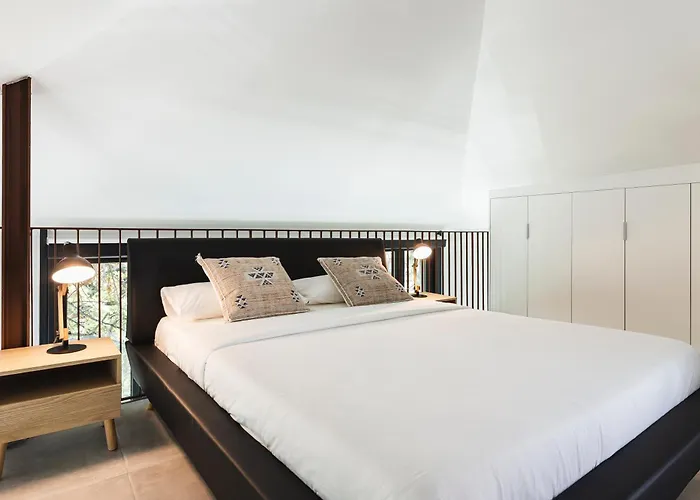 By Olala Homes * Valencia